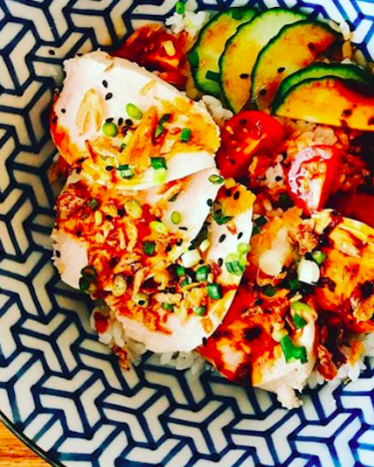 Bol déjeuner Subaco avec riz, légumes et volaille